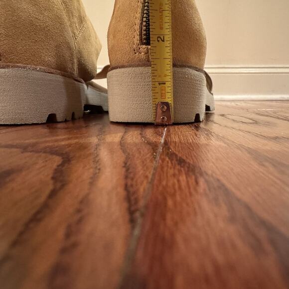 Bionica Daela BI0025807 Womens Sandals 7 Yellow Leather Lug Sole Zipper Strap - Picture 15 of 15